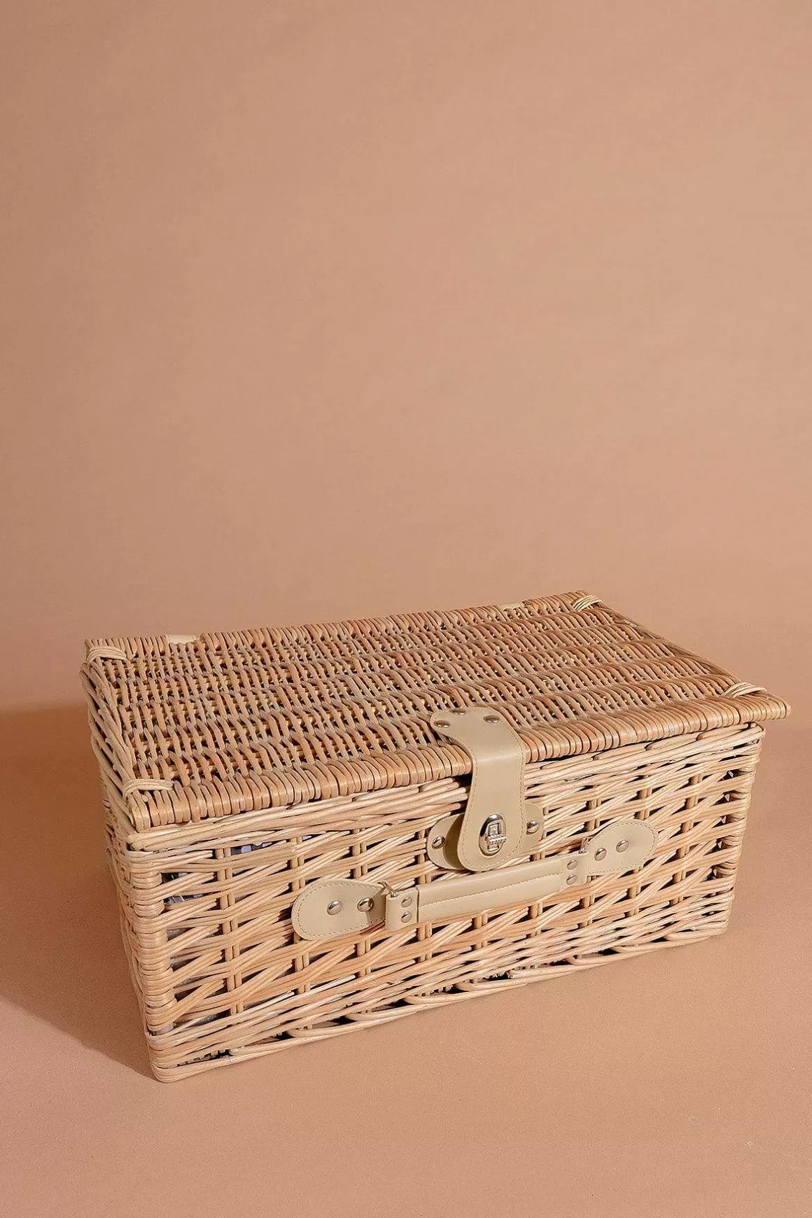 Carraig Donn HOME 2 Person Picnic Basket Natural Stripe Cheap