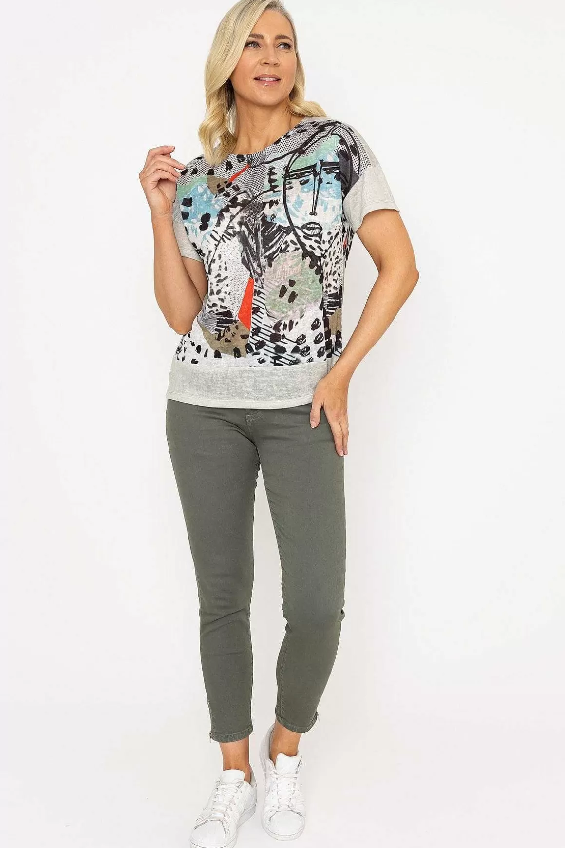 Kalisson Abstract Printed Round Neck T-Shirt In Sage Cheap