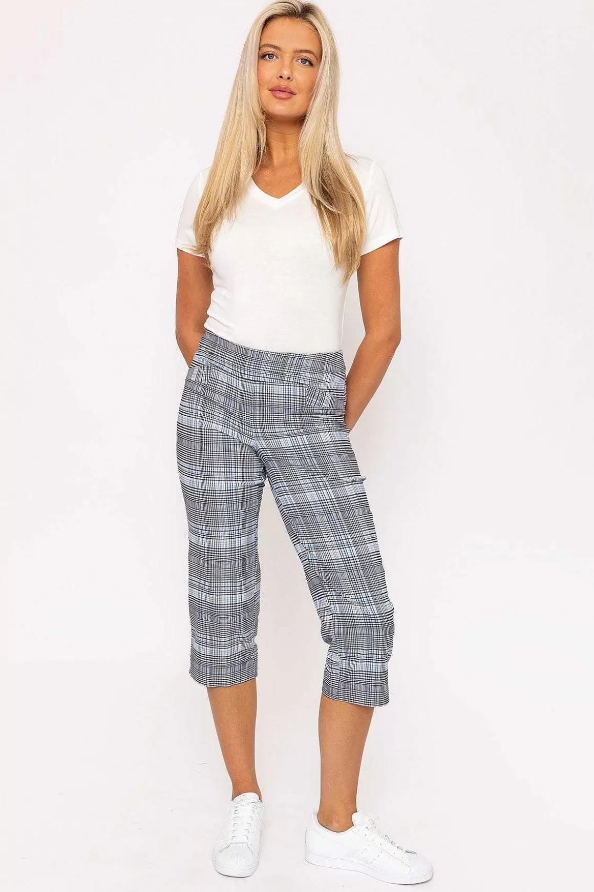 Kelly & Grace Weekend Bengaline Check Crop Pants In Blue Print Best