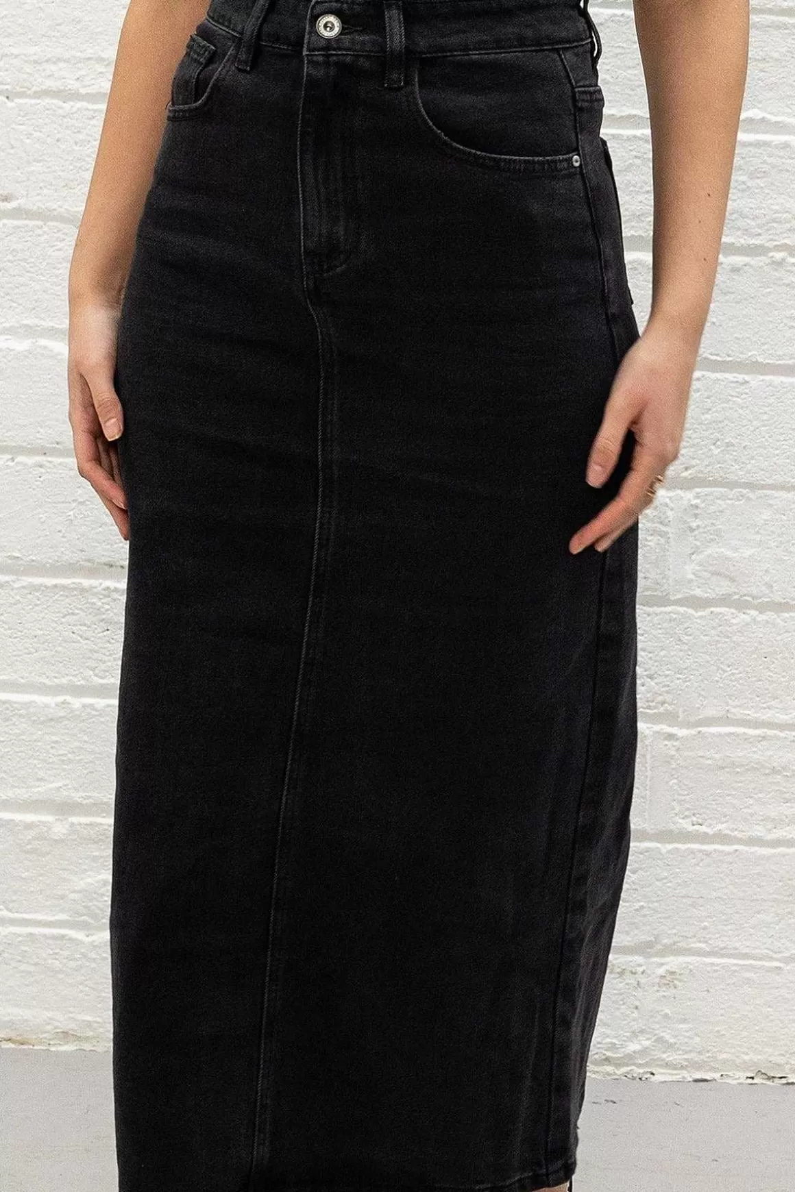 Pala D'oro Sport Black Denim Midi Skirt Fashion