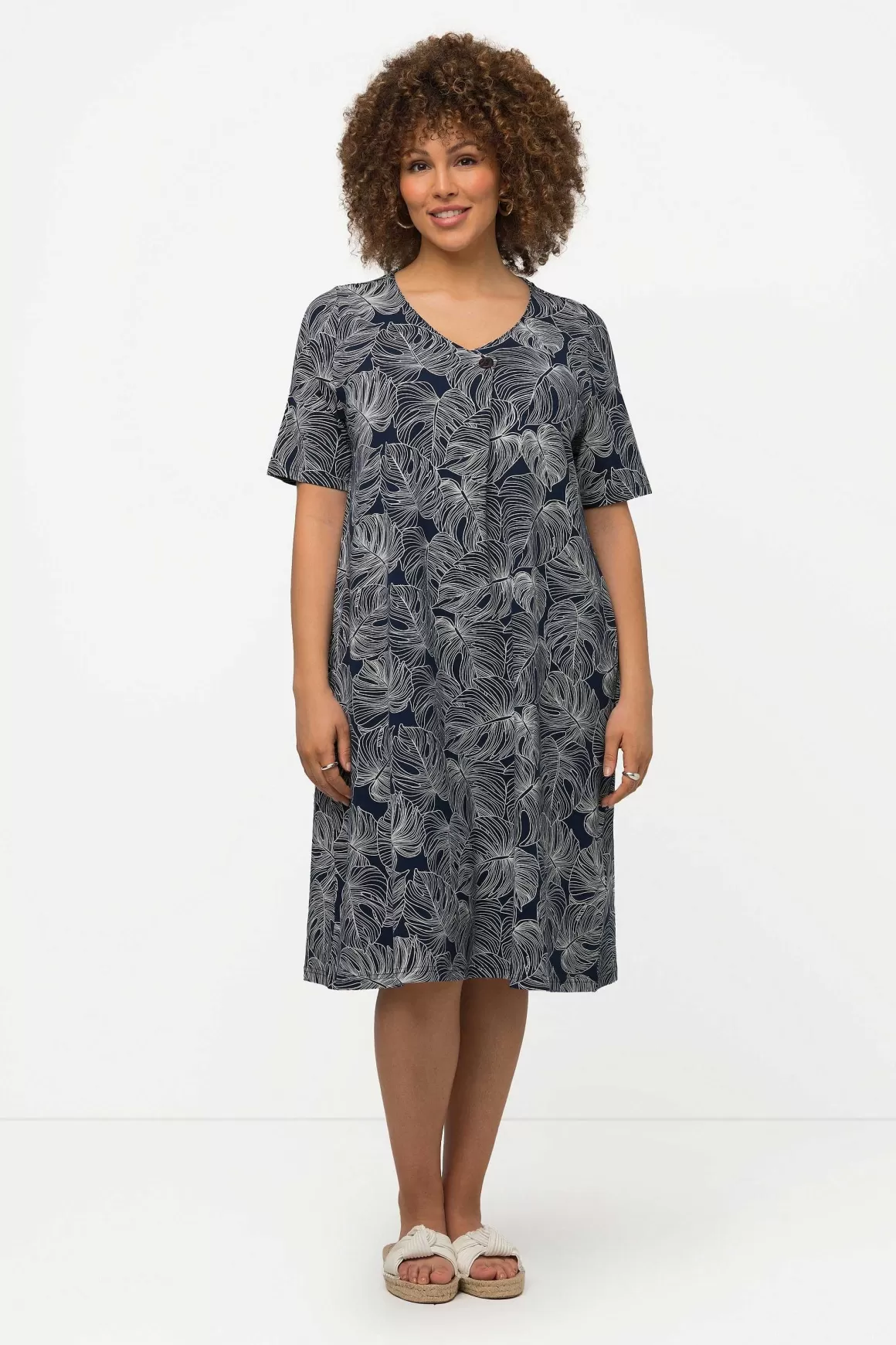 Ulla Popken Black Monstera Print Short Sleeve Midi Dress Cheap