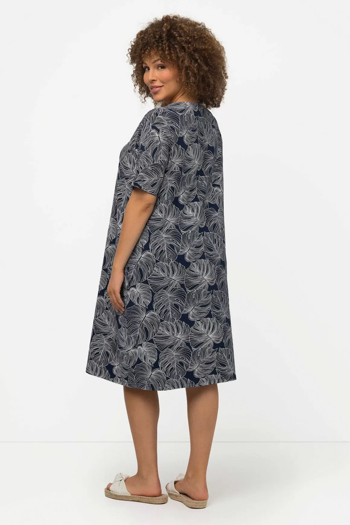 Ulla Popken Black Monstera Print Short Sleeve Midi Dress Cheap