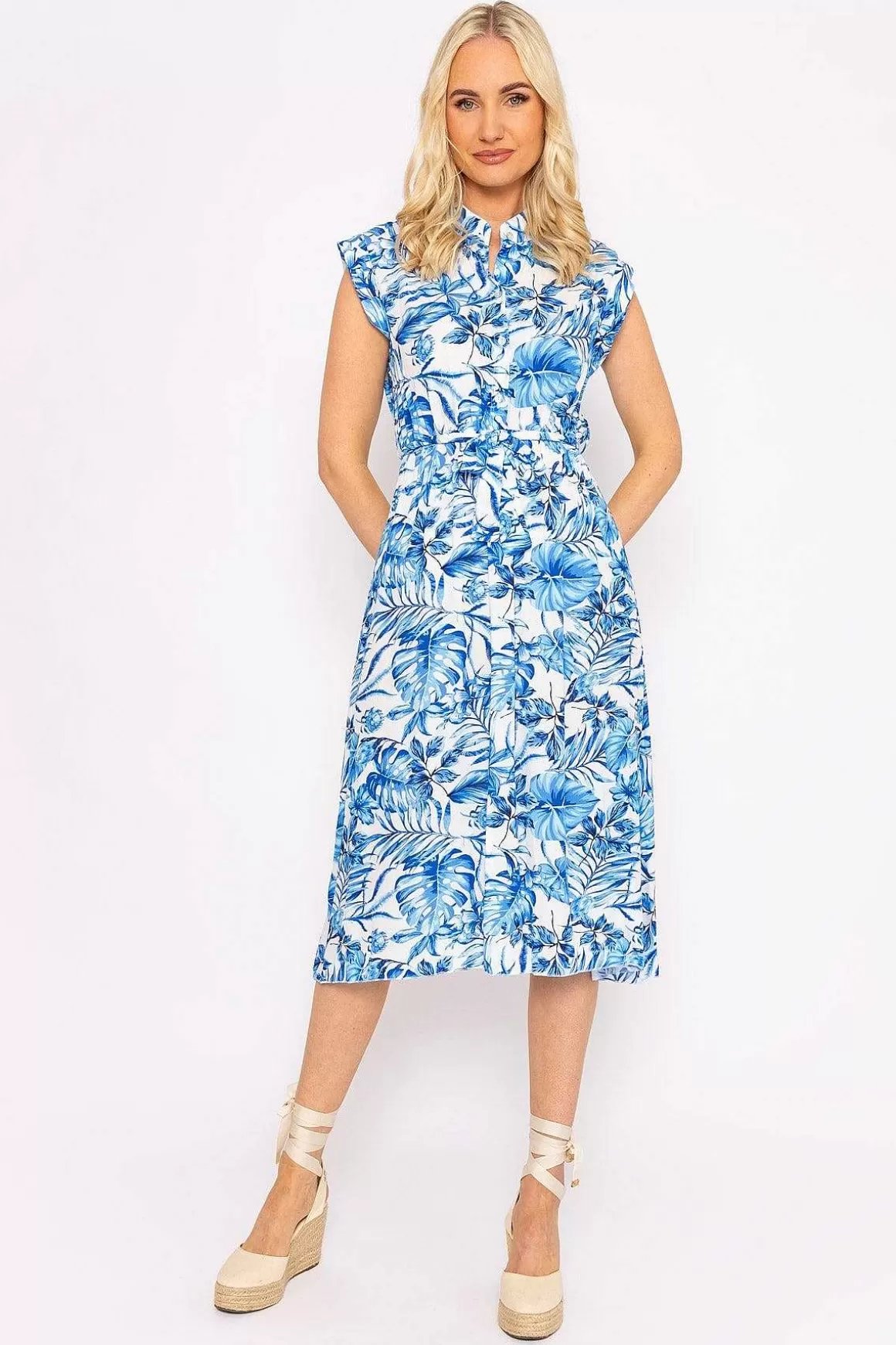 Rowen Avenue Blue Poppy Floral Printed Midi Dress Best