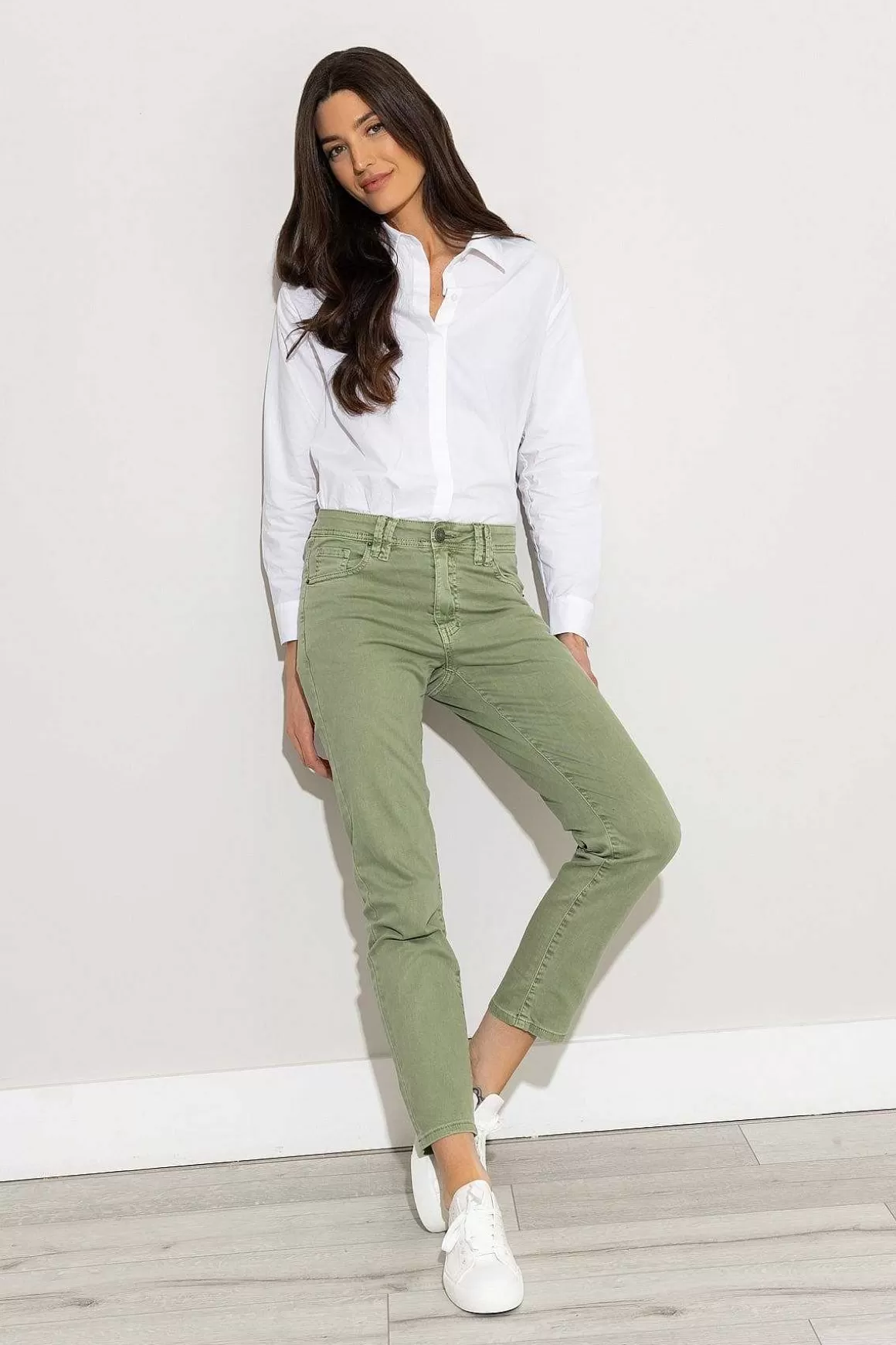 Kelly & Grace Weekend Casual Jean Pants In Green Flash Sale