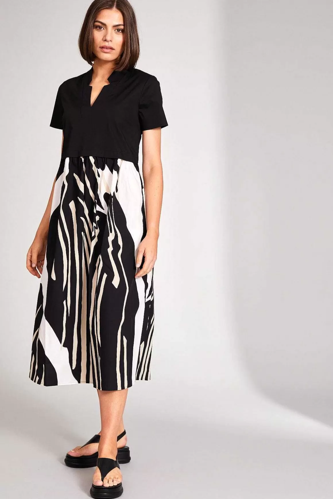 Peruzzi Contract Monochrome Print Dress New