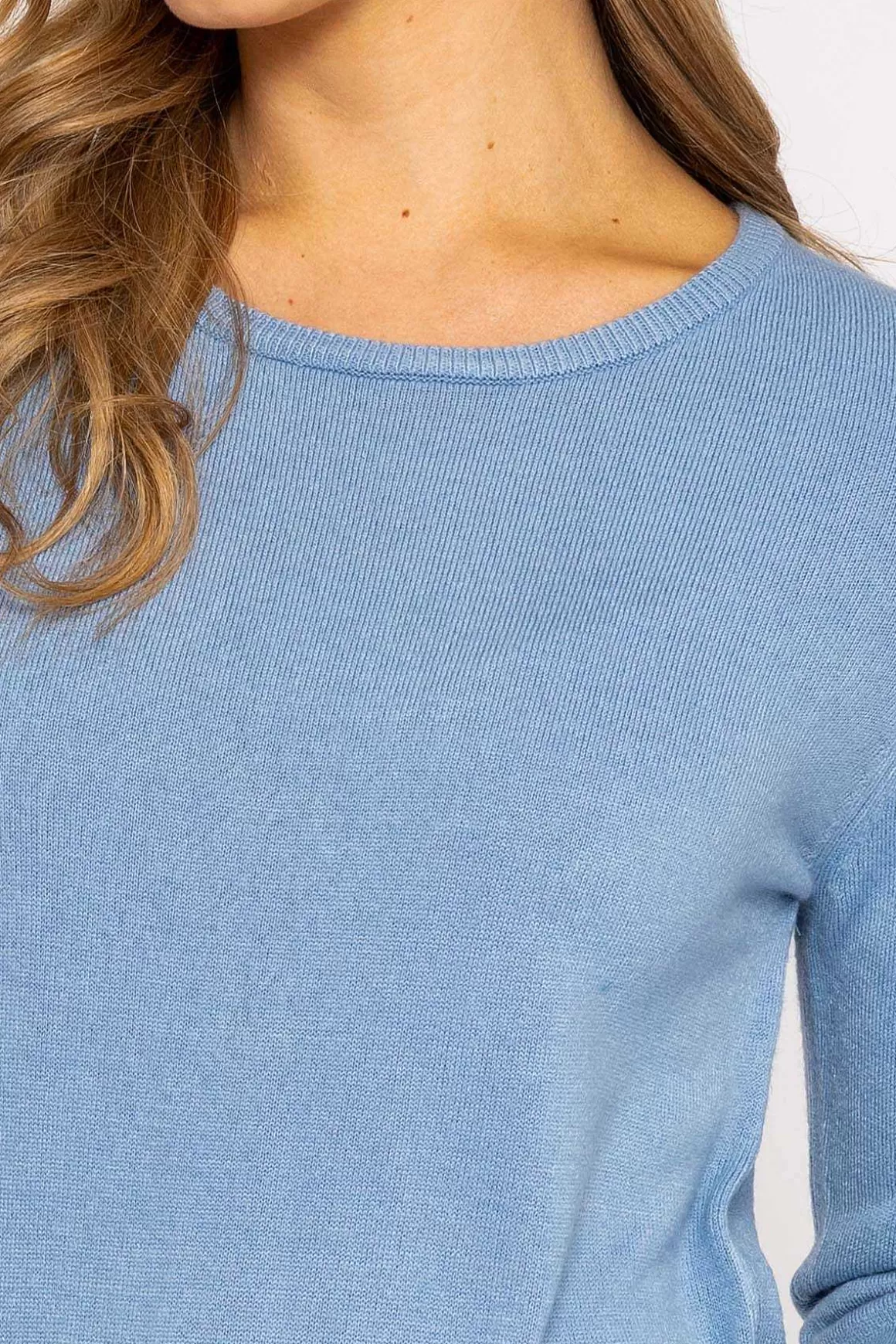 Rowen Avenue Crew Neck Cashmilon Knit In Blue Hot