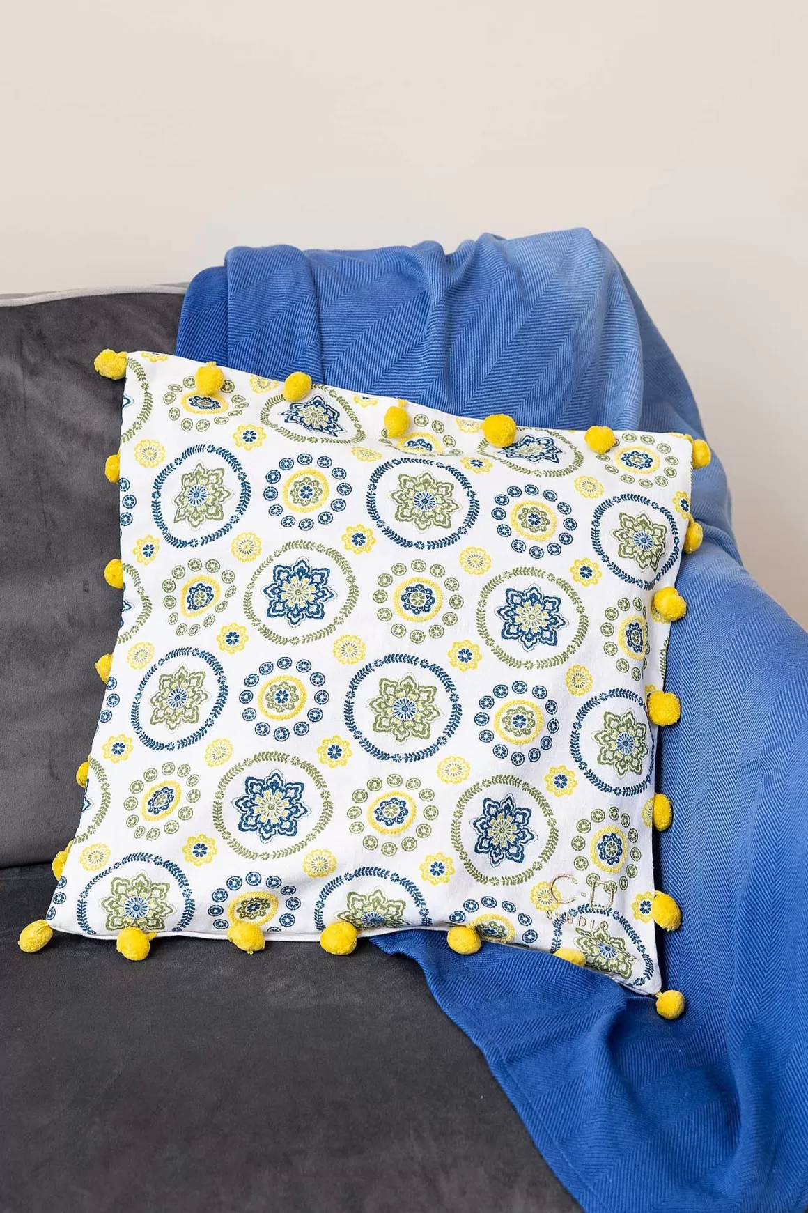 Eclectic Dots Cushion Cheap