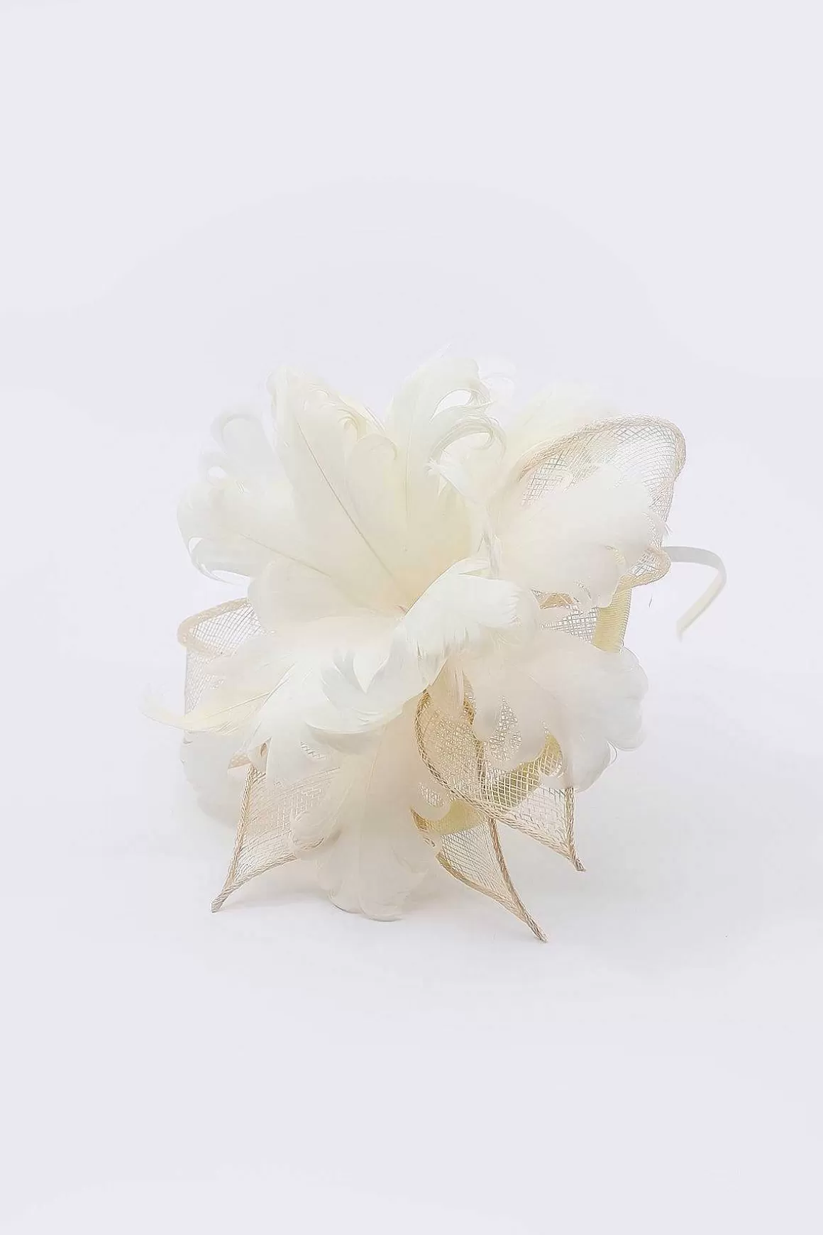 SOUL Accessories Feather And Flower Fascinator In Cream Sale