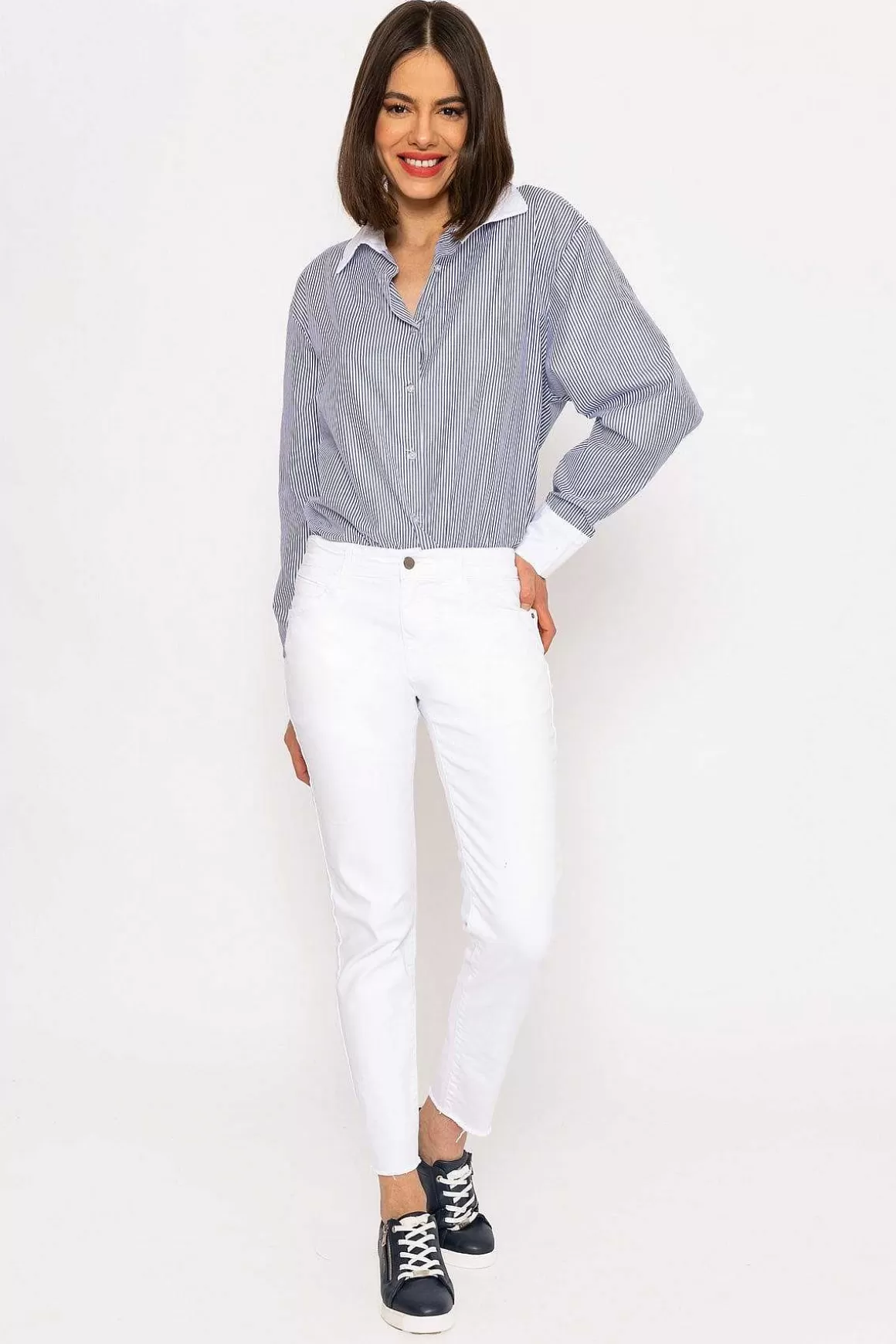 Kalisson Frayed Hem Jeans In White Flash Sale