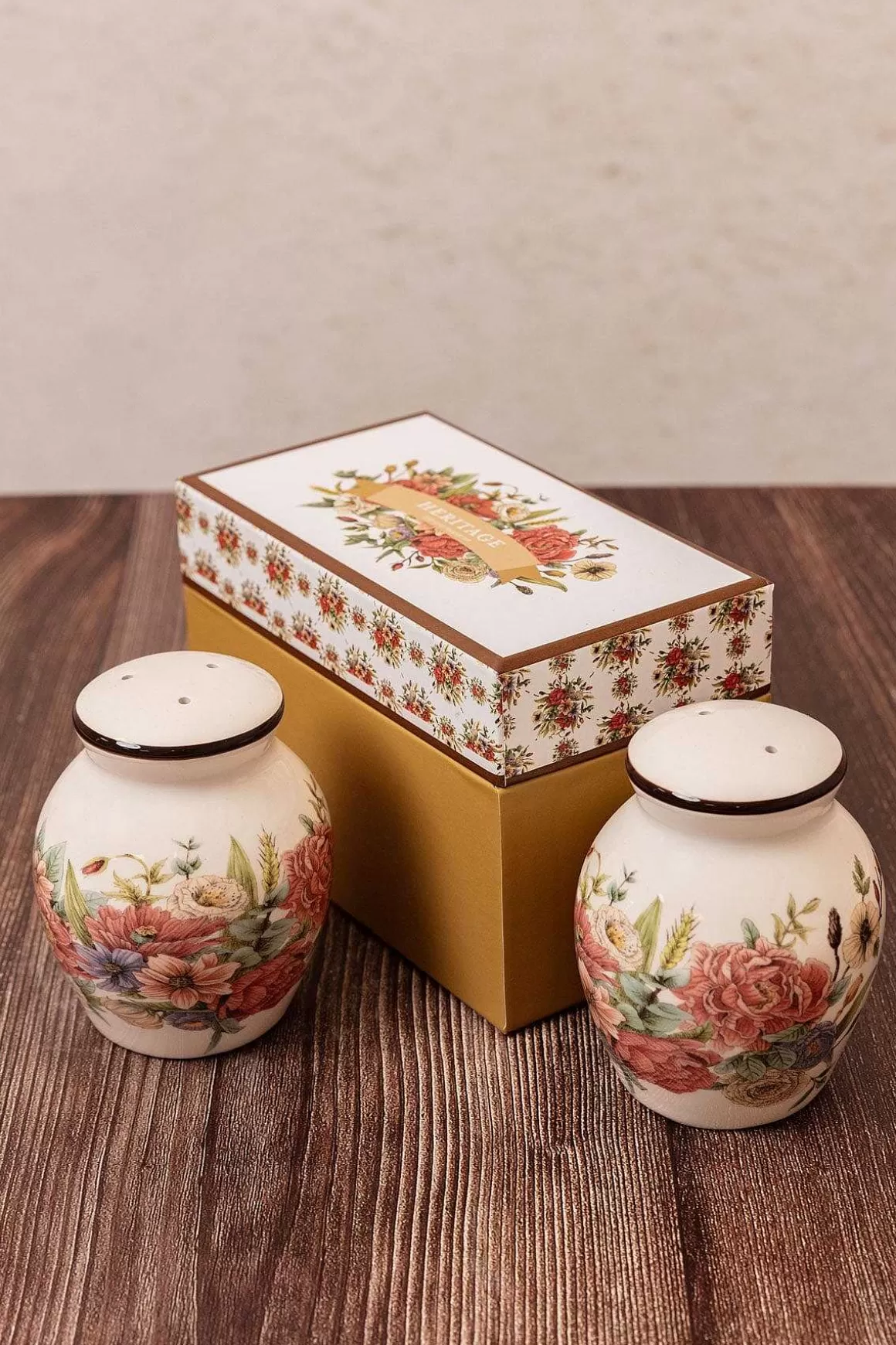 Heritage Salt And Pepper Shakers Outlet