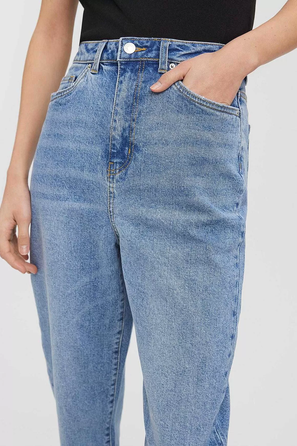 Vero Moda High Waist Mom Jeans In Denim 32\\ Best