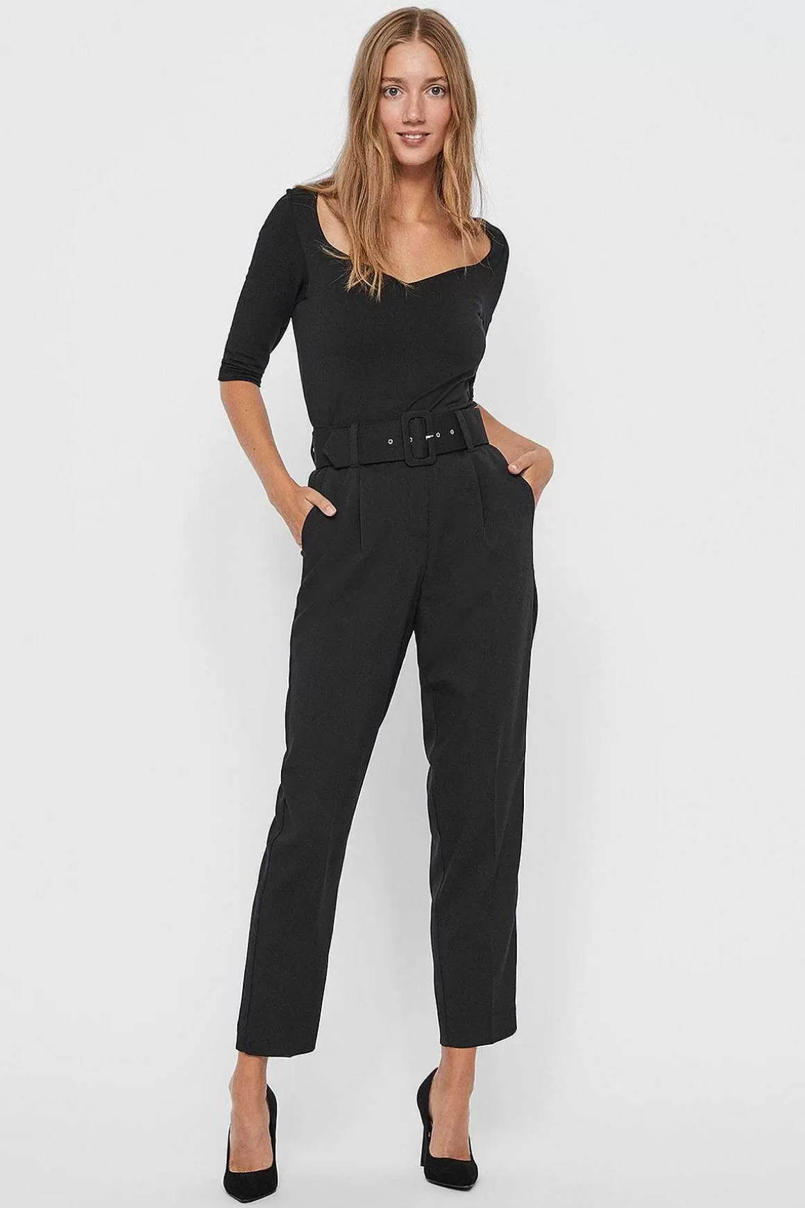 Vero Moda Julie Carrot Pleat Pants In Black Cheap