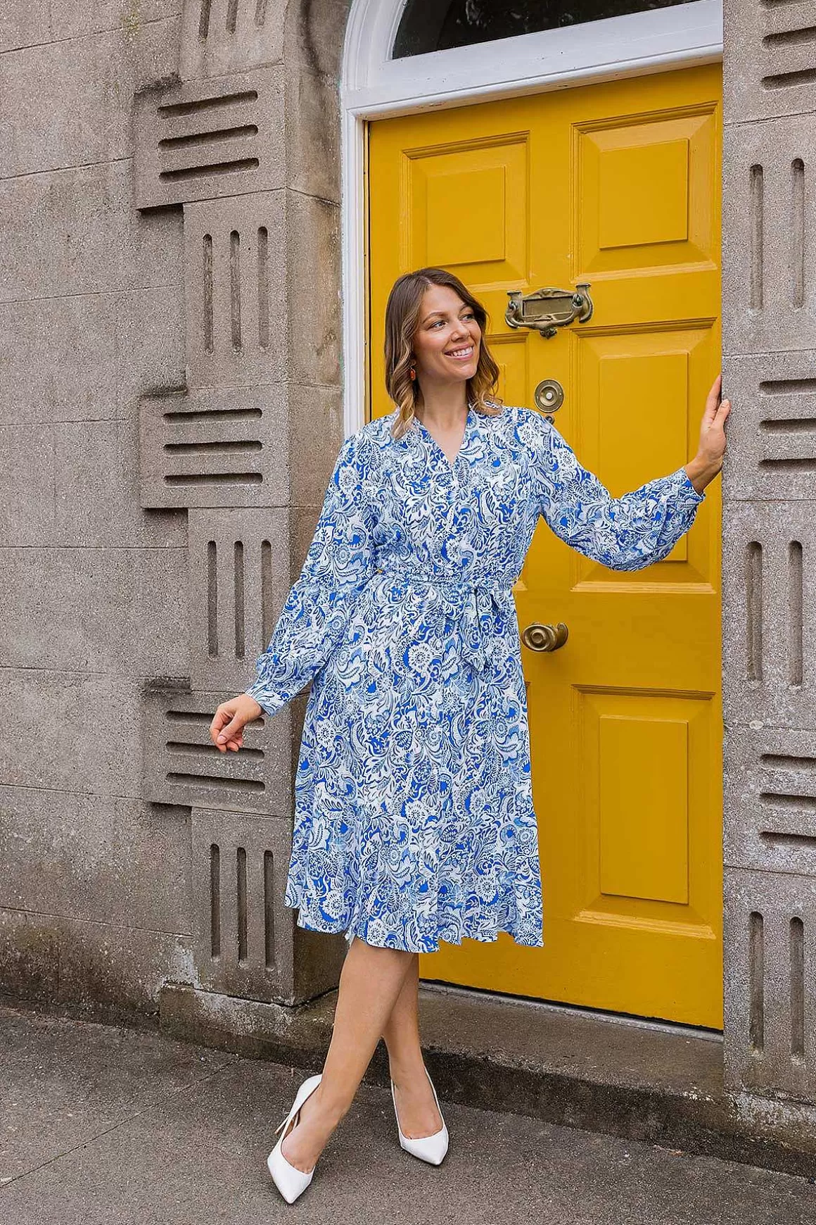 Rowen Avenue Norah Dress In Blue Print Store