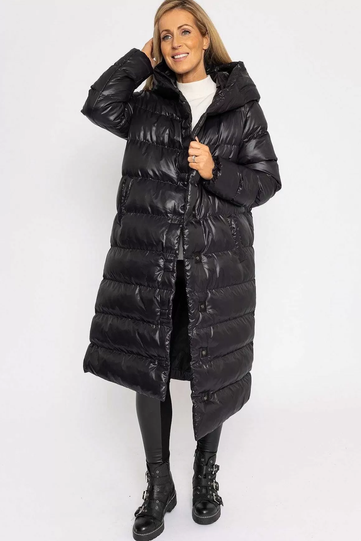 J'aime la Vie Padded Puffer Coat In Black Best Sale