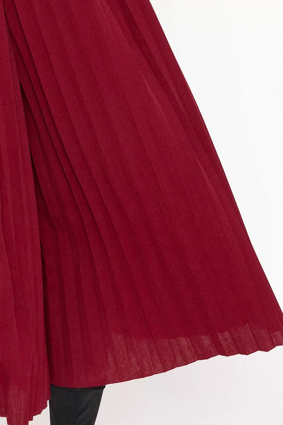 Rowen Avenue Pleated Wide Leg Pant In Burgundy Hot