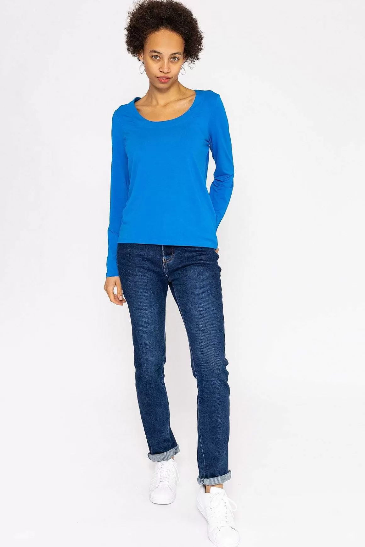 Kelly & Grace Weekend Scoop Neck Tee In Cobalt Store