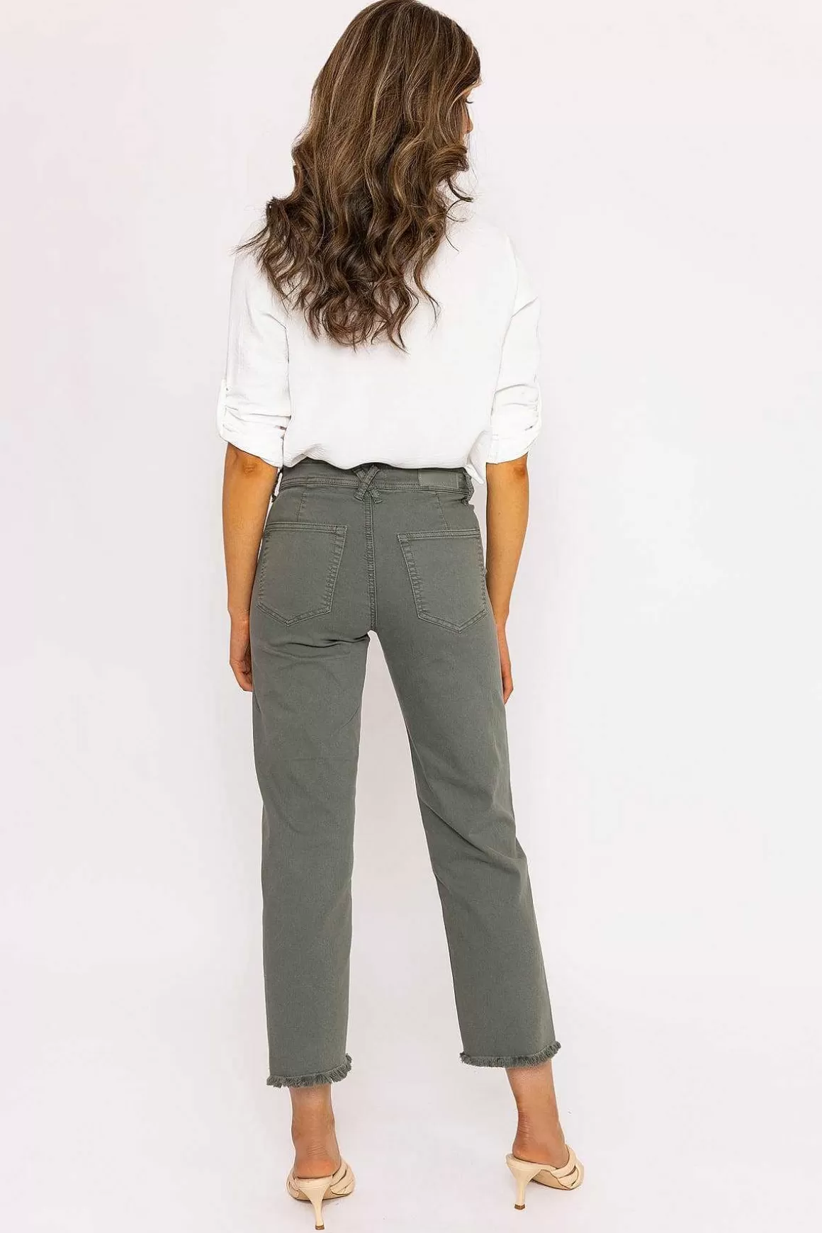 Kalisson Seamless Hem Jeans In Khaki Cheap