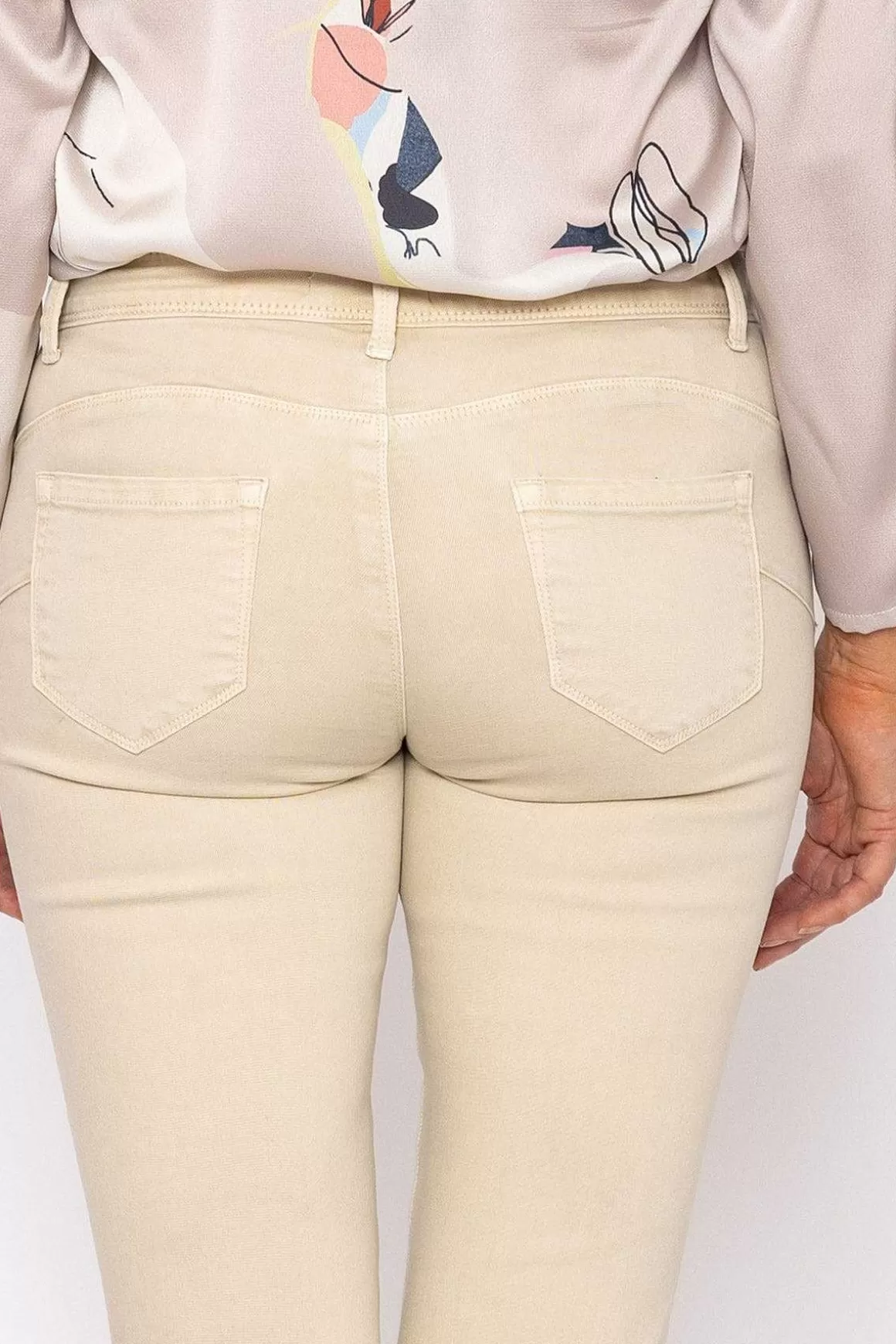 J'aime la Vie Short Zip Jeans In Cream Flash Sale