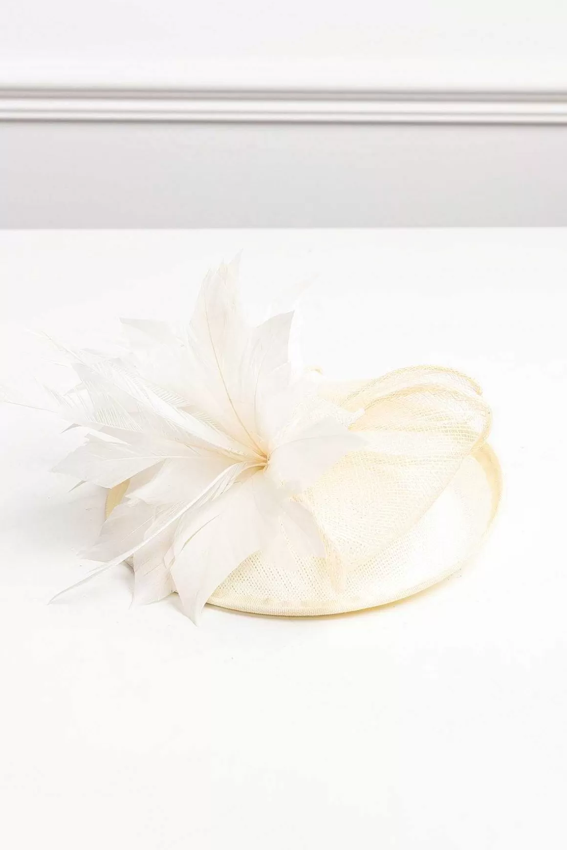 SOUL Accessories Sinamay Feather Fascinator In Cream Online