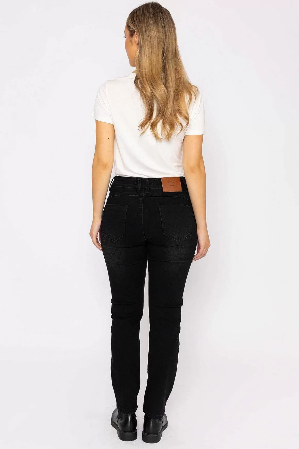 Kelly & Grace Weekend Straight Leg Jeans In Black Online