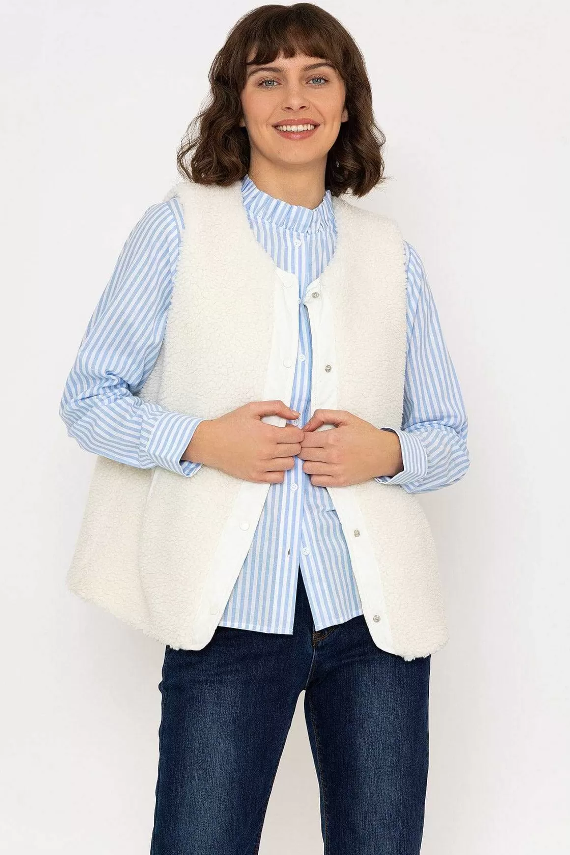 Kelly & Grace Weekend Teddy Gilet In Ecru Store