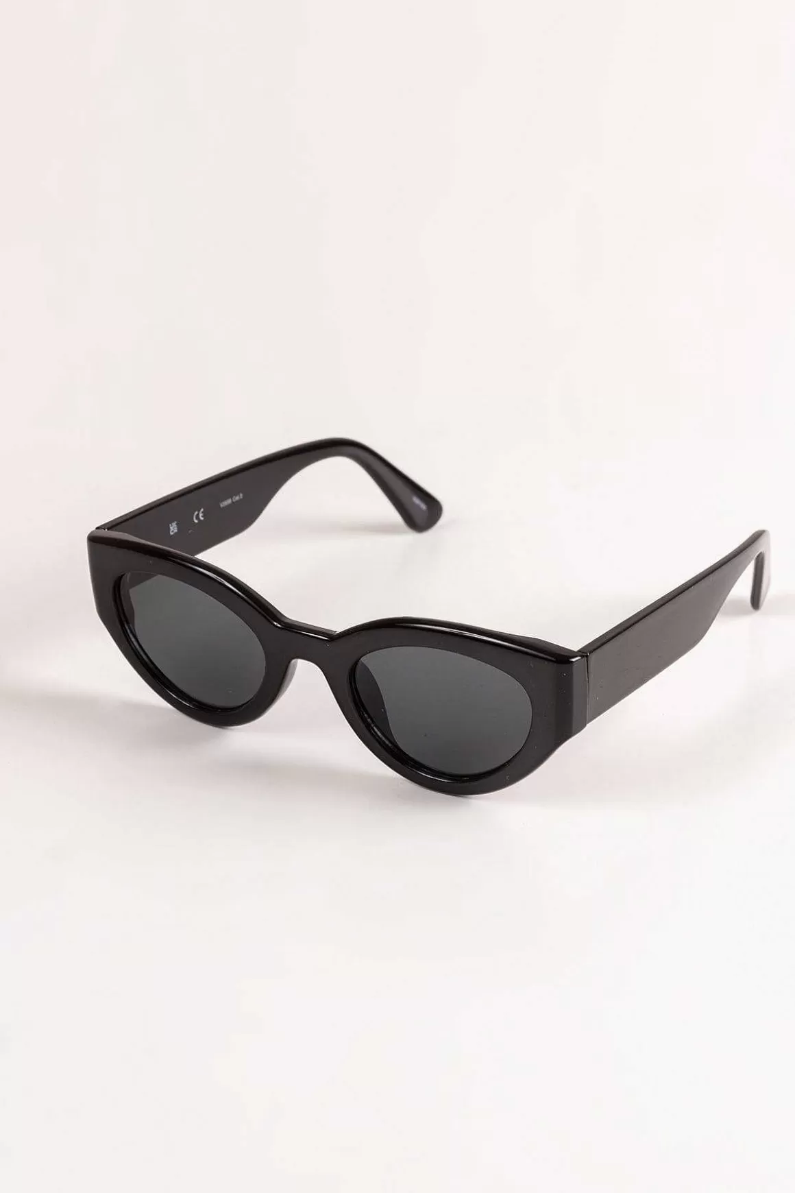 Vero Moda Accessories Thick Black Frame Sunglasses Cheap