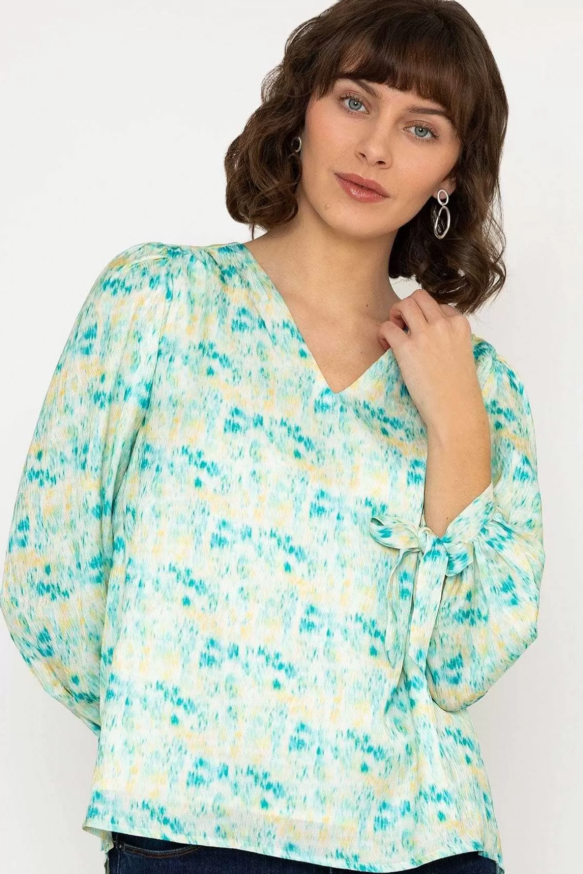 Rowen Avenue Tie Sleeve Top In Green Print Hot