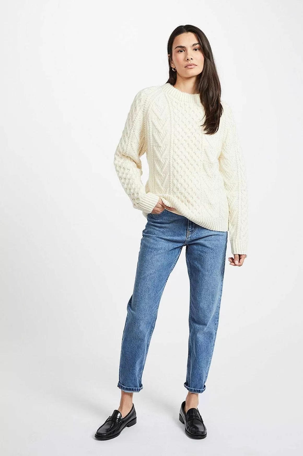 Aran Woollen Mills Unisex Handknit Merino Wool Sweater In Cream Hot