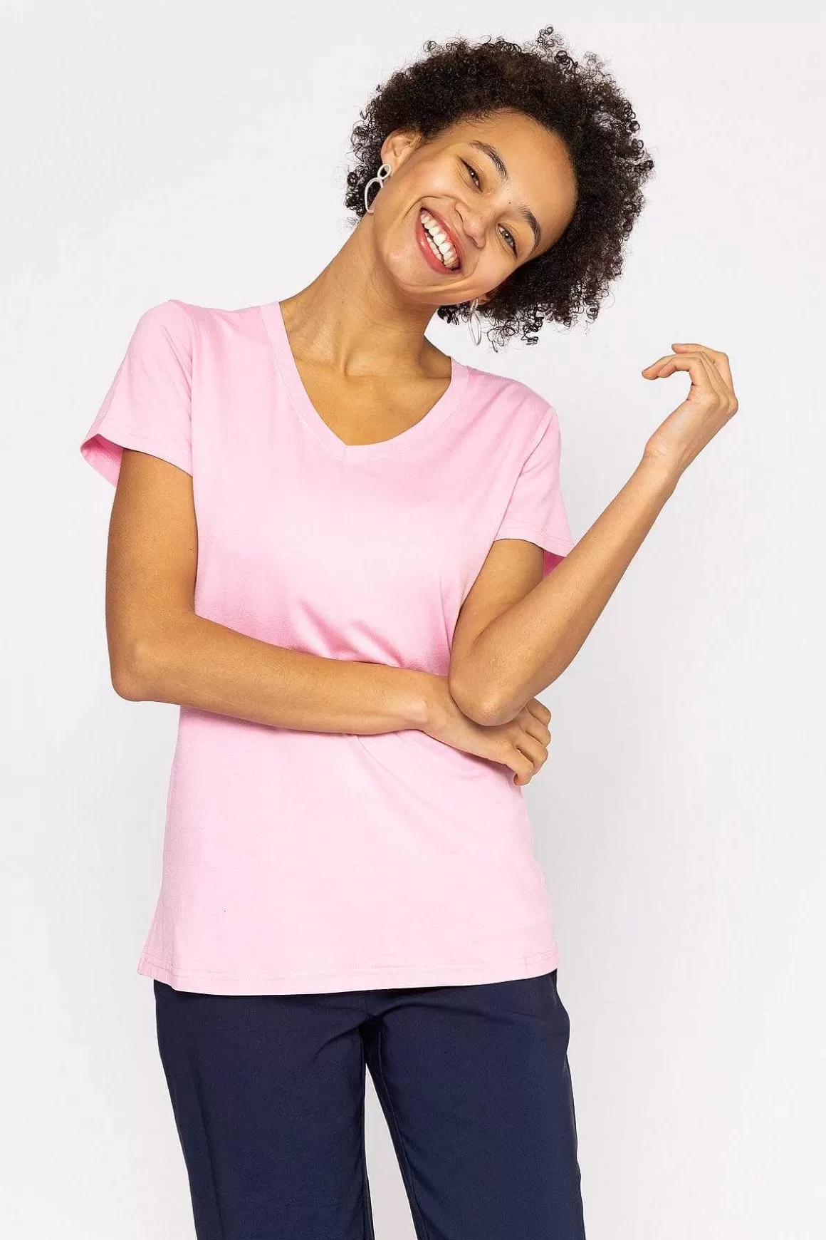 Kelly & Grace Weekend V Neck Tee In Blush Best