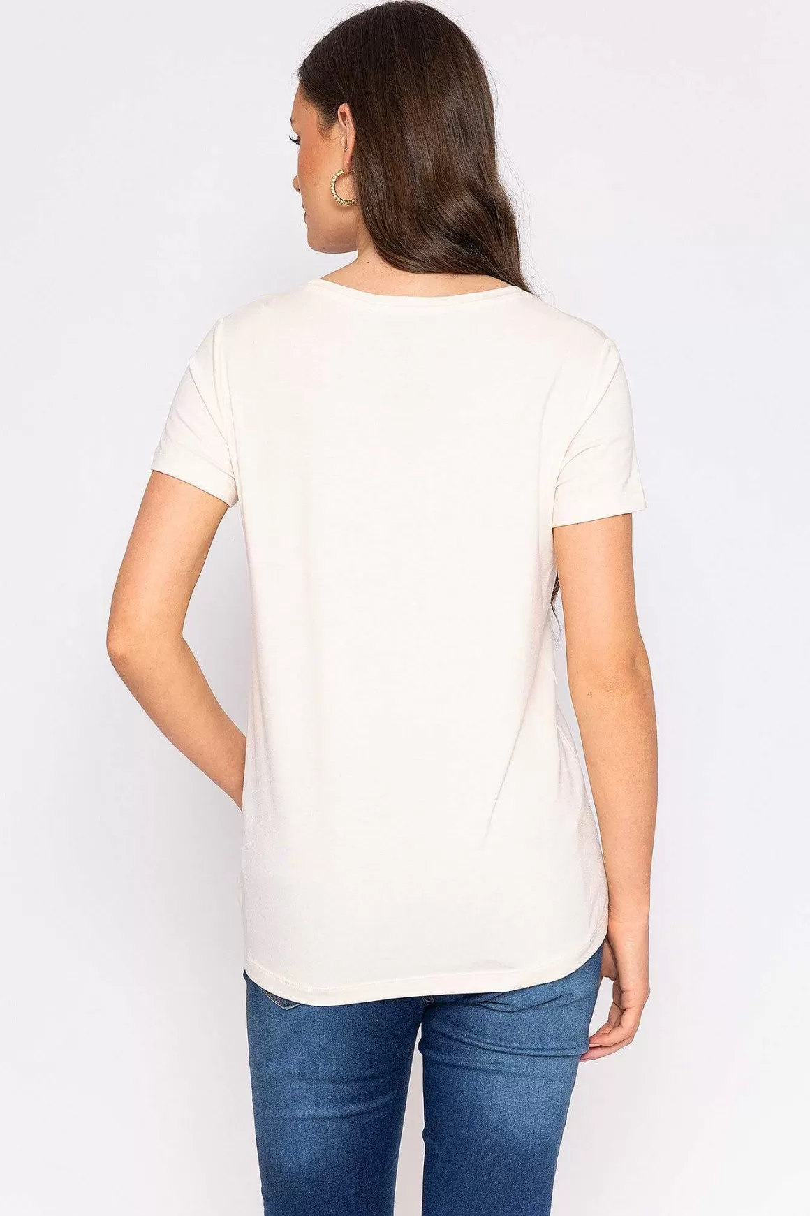 Kelly & Grace Weekend V Neck Tee In Ecru New