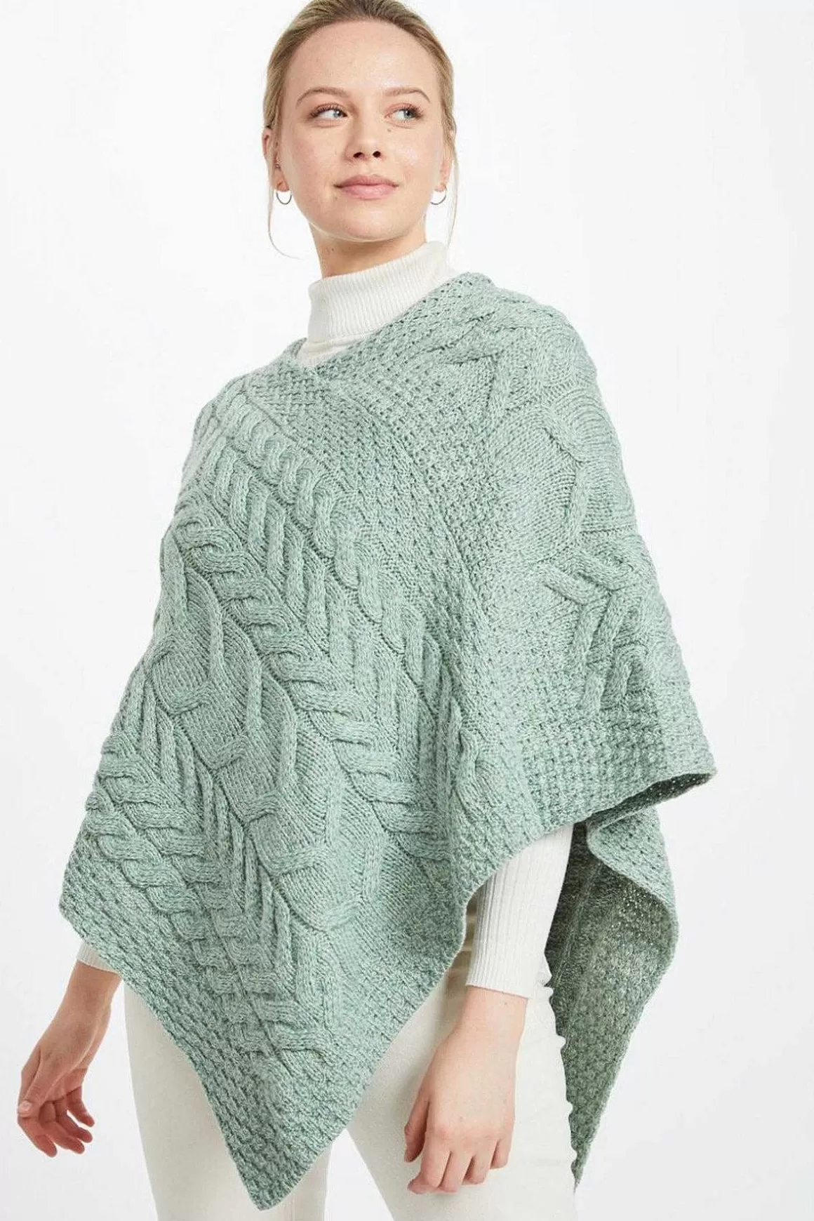 Aran Woollen Mills Women'S Super Soft Merino Wool Poncho In Mint Outlet